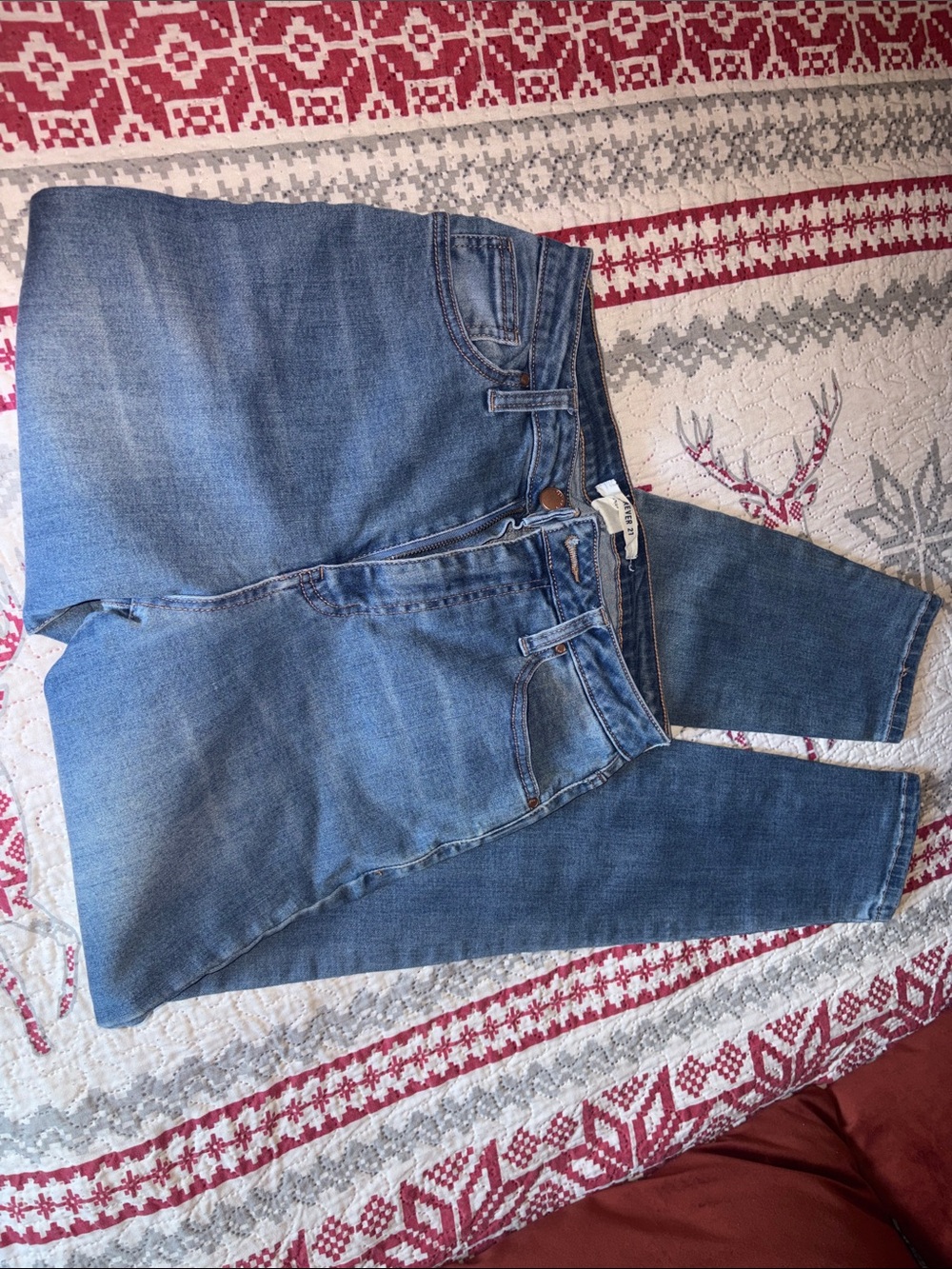 Forever 21 Men's Medium Blue Straight Jeans